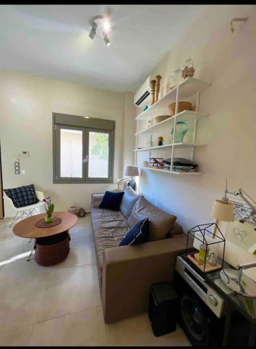 Apartament Nikaia Metro House Pireus Zewnętrze zdjęcie